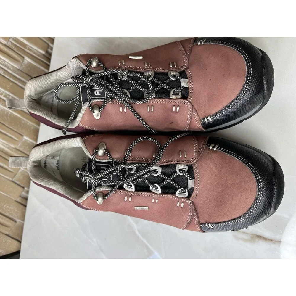 AHNU MONTARA II WINETASTING HIKING SHOES WOMEN 10.5 Suede Leather Vibram Sole